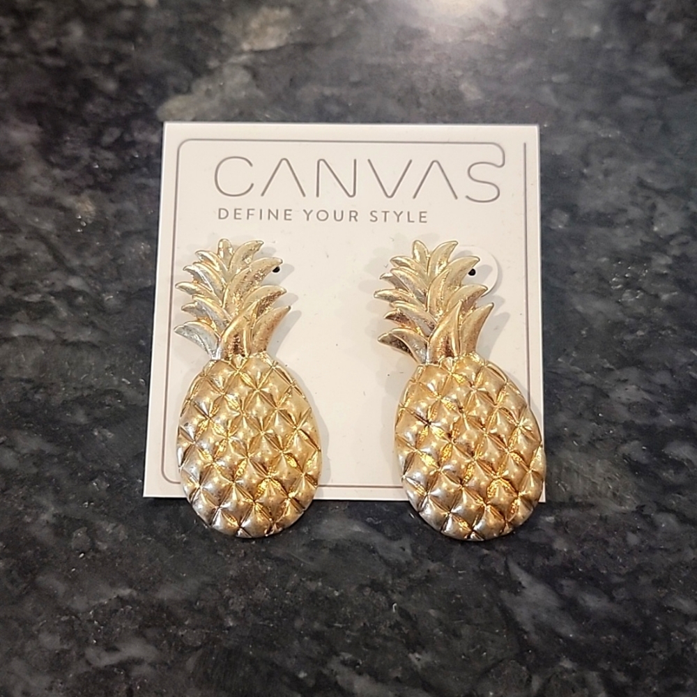 Pineapple  earrings  by Canvas